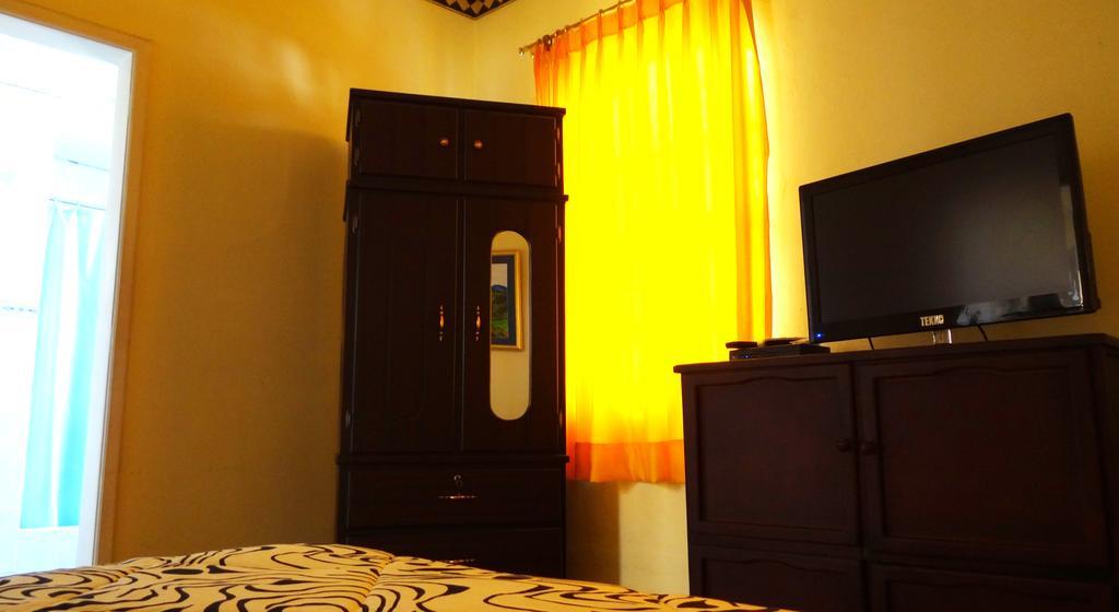The Yellow House Кито Экстерьер фото