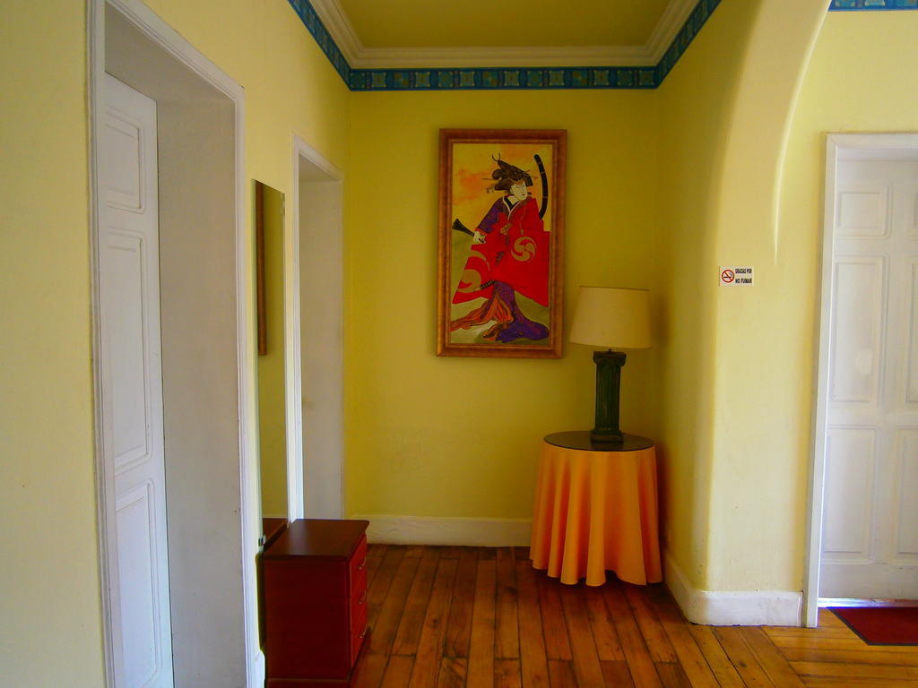 The Yellow House Кито Номер фото
